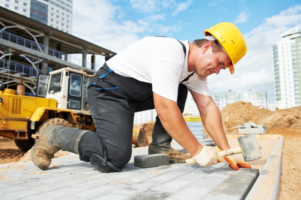 Construction contractors and bonds