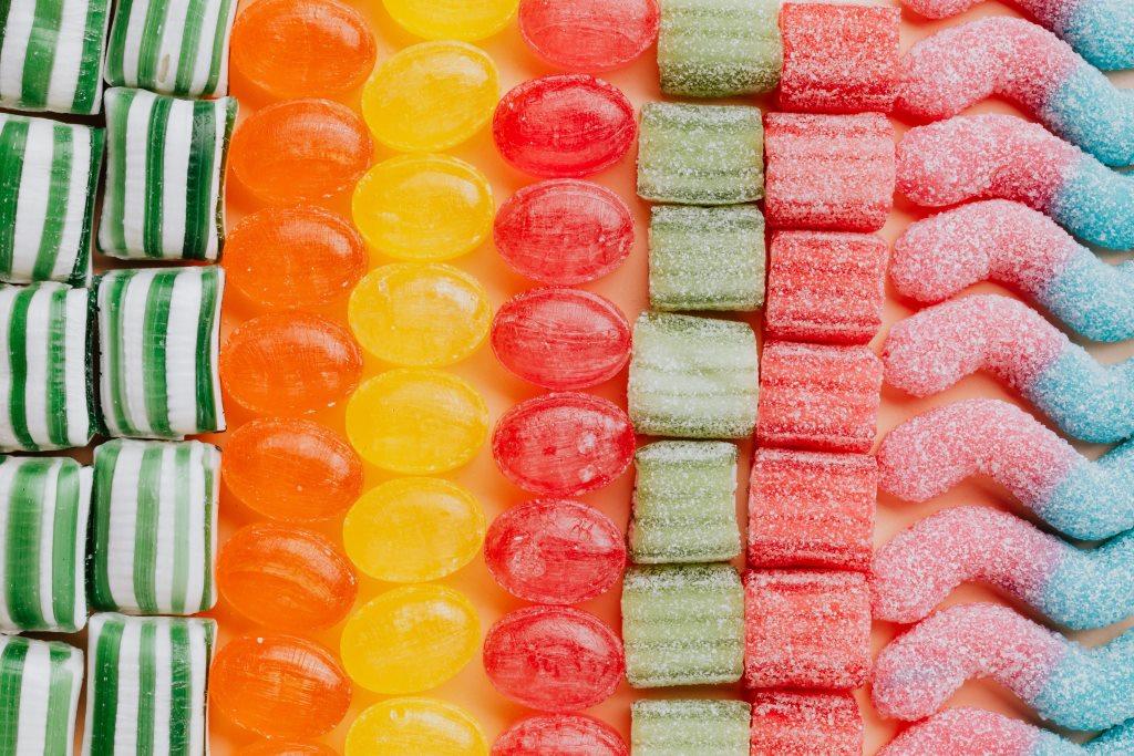 Why your business should incorporate promotional confectionery in 2022