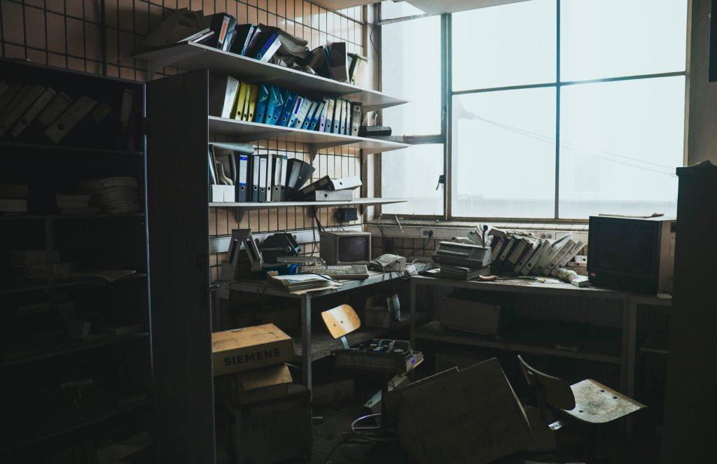 Why less clutter means more productivity in the workplace