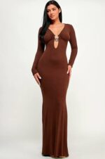 Buy wholesale dresses online now - Magia USA: Your source for chic and affordable fashion.